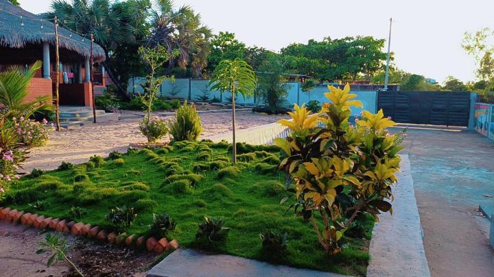 Hotel Le Jardin Des Delices Mahajanga Zewnętrze zdjęcie