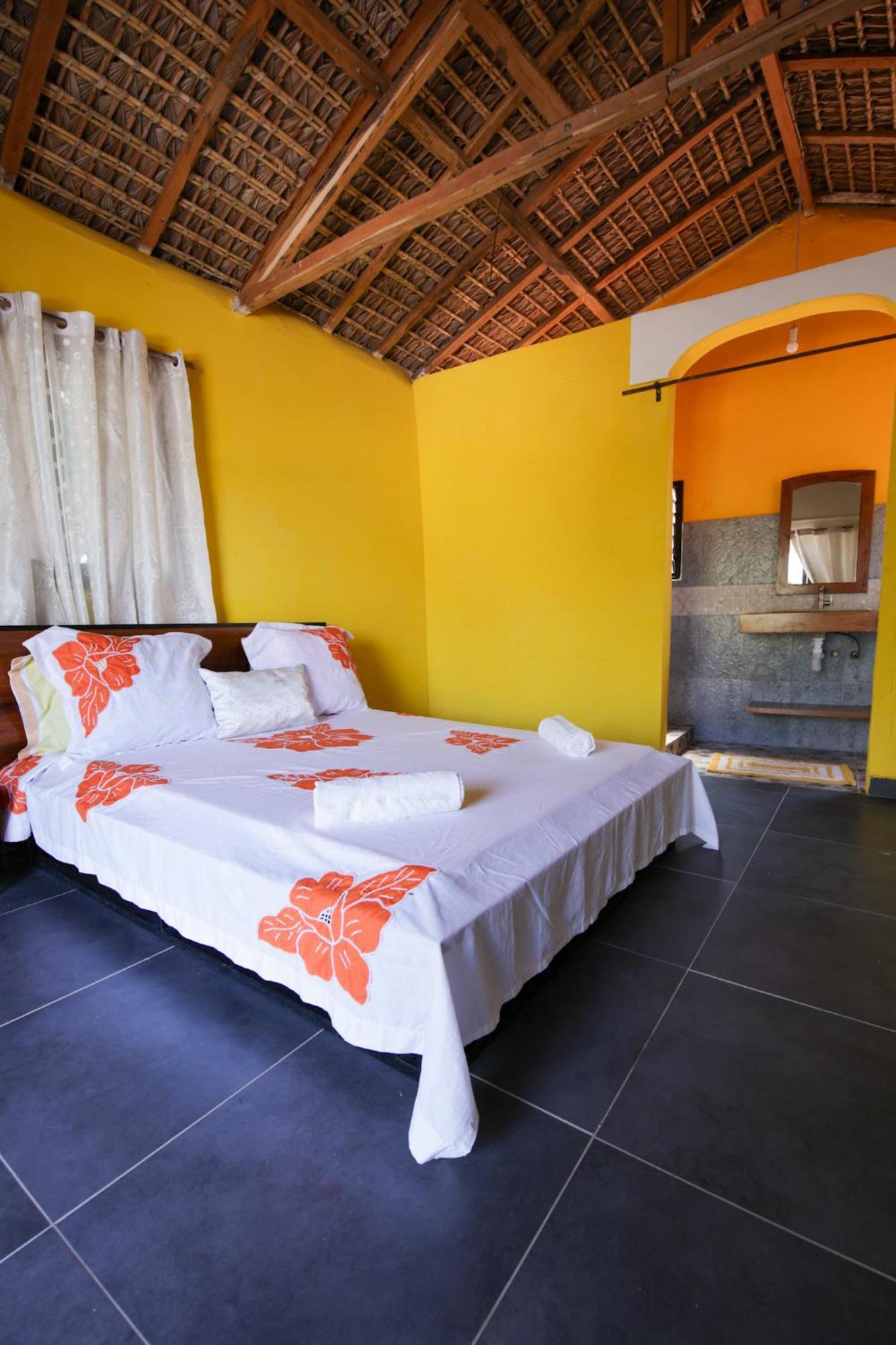Hotel Le Jardin Des Delices Mahajanga Zewnętrze zdjęcie
